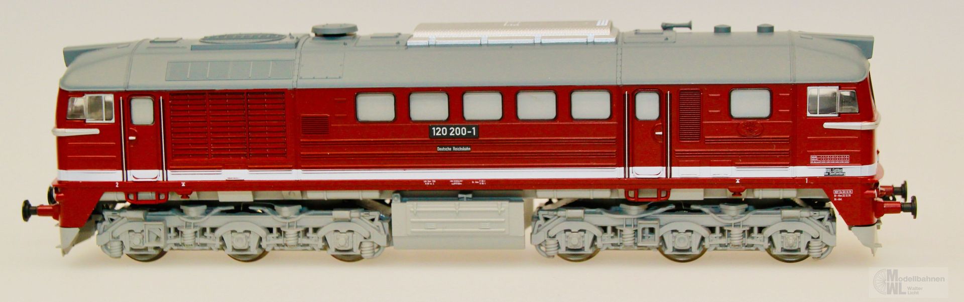 Gützold 50300 - Gützold - Diesellok V 120 200- DR Ep.IV bordeauxrot H0/GL